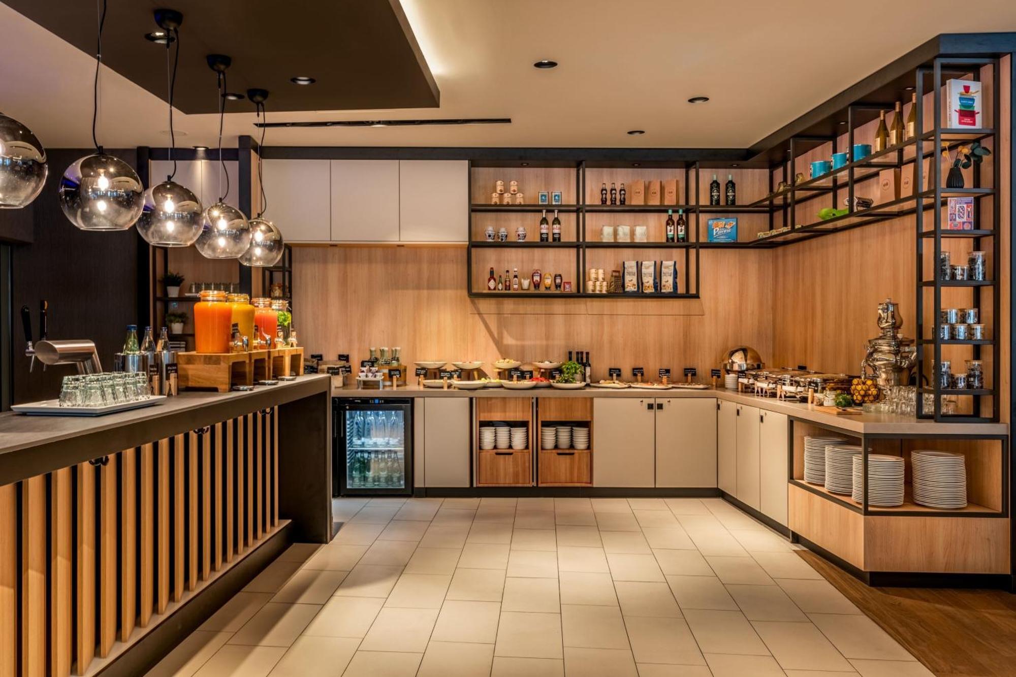 Courtyard By Marriott Keulen